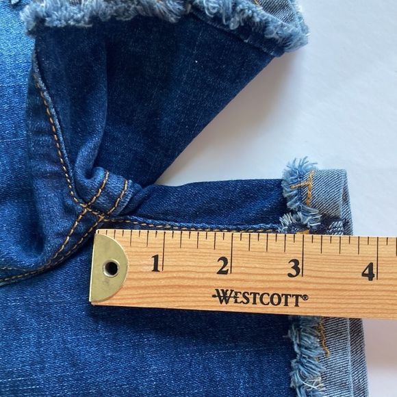 NWT Distressed Deep Blue Cutoff Denim Two Button High Waist Shorts - Picture 14 of 16